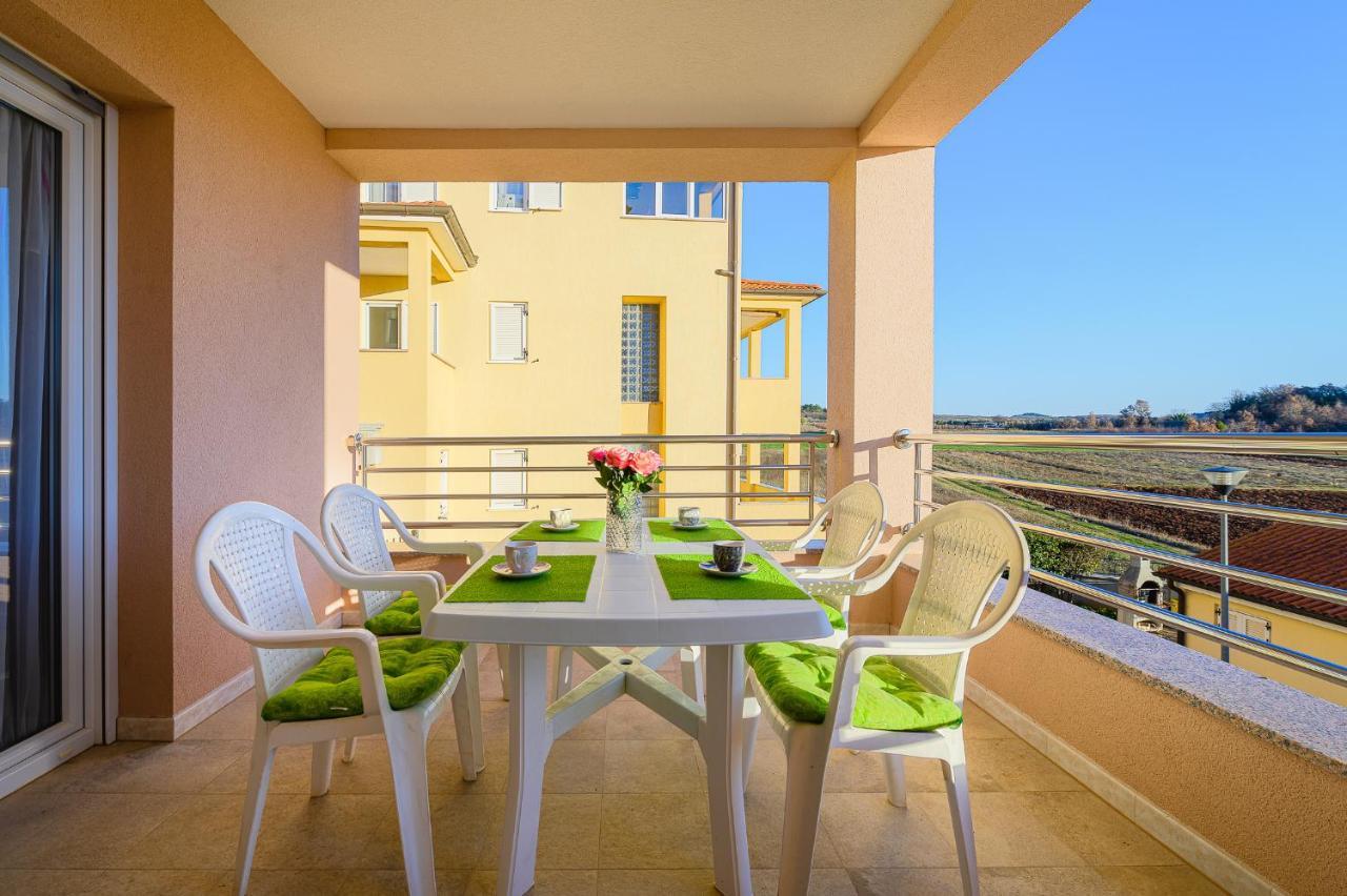Stancija Amorozo 5 Poreč Extérieur photo