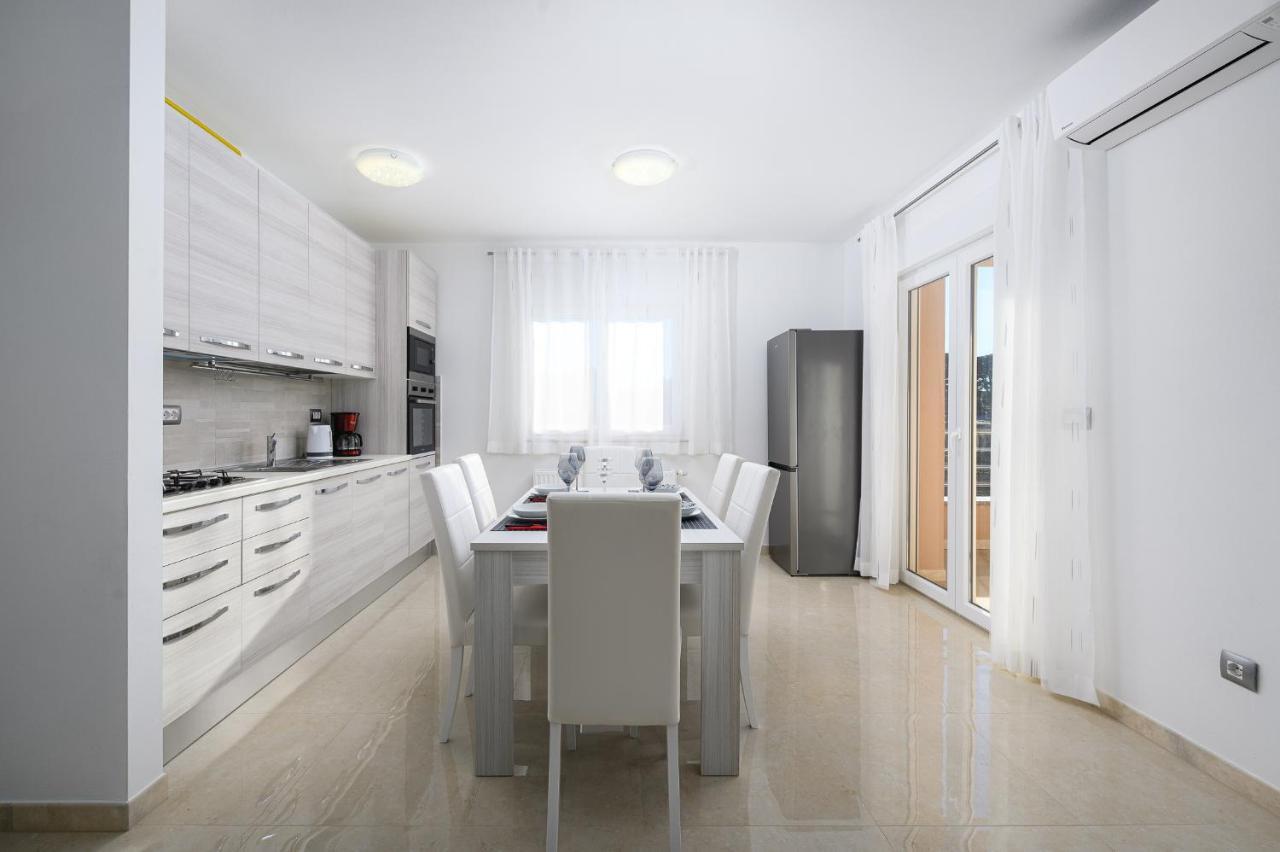 Stancija Amorozo 5 Poreč Extérieur photo