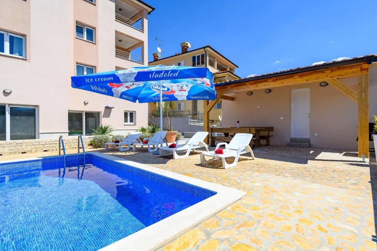 Stancija Amorozo 5 Poreč Extérieur photo