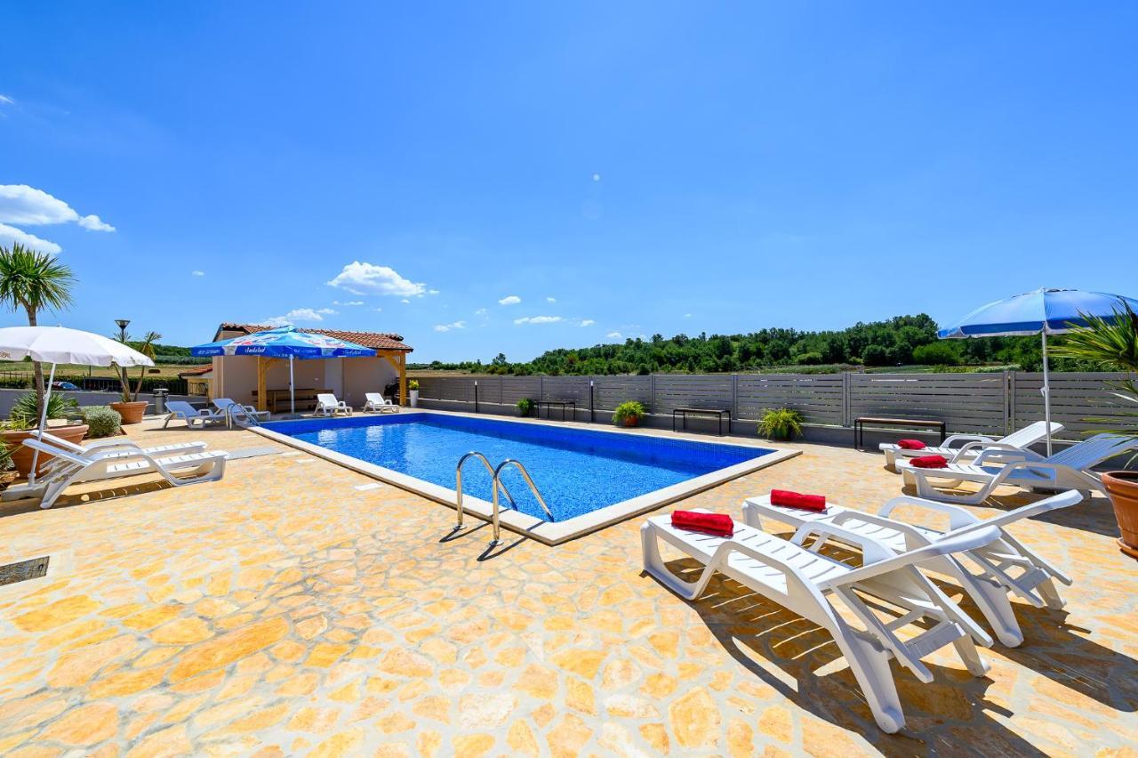 Stancija Amorozo 5 Poreč Extérieur photo